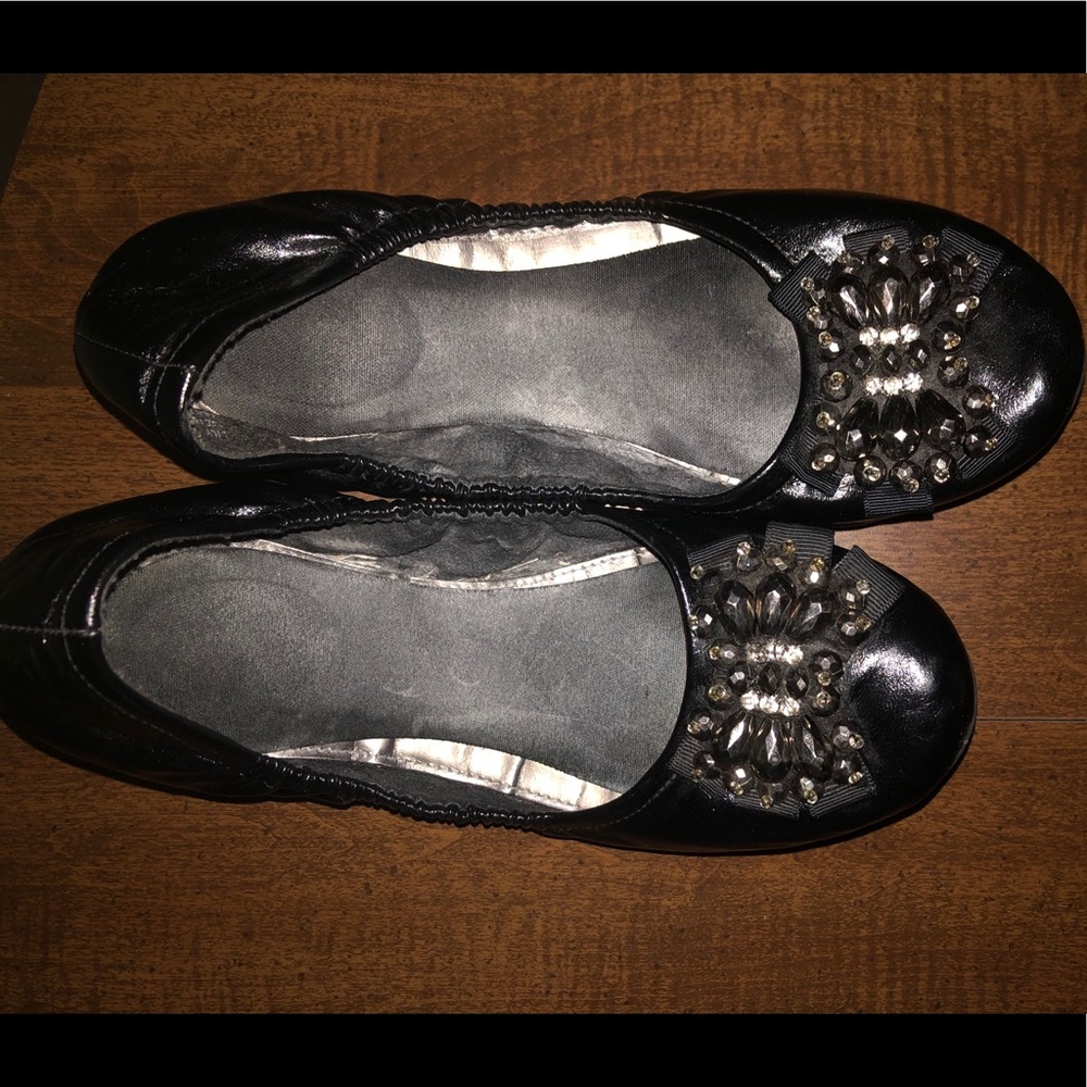 Gem ballet flats